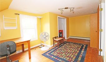 23 Sherman Ln, Middletown, RI 02842
