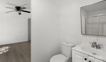 5 Concord Knoll Ln, Asheville, NC 28803