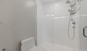 1650 Commonwealth Ave 504, Boston, MA 02135