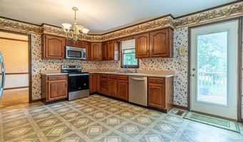 19464 Triple Crown Dr, Abingdon, VA 24211