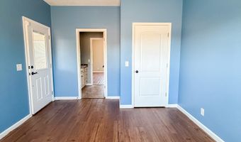 765 Max Deen Dr, Baxley, GA 31513