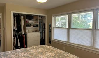 2660 GREENBRIAR Ln #B, Annapolis, MD 21401