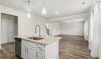 612 Auburn Crossing Dr, Auburn, GA 30011