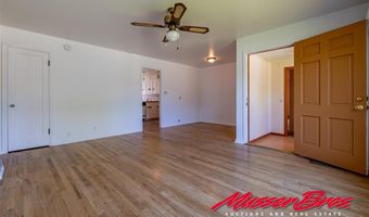 2122 Peake Ave, Cody, WY 82414