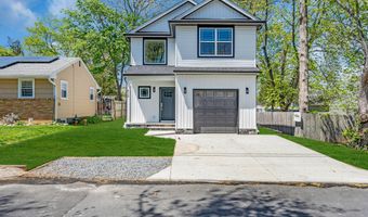 512 Seaman Ave, Beachwood, NJ 08722