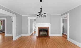 692 Hope St 2, Bristol, RI 02809