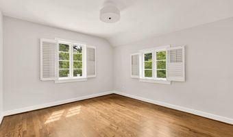 4320 LORCOM Ln, Arlington, VA 22207