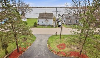 23278 W Lake Shore Dr, Antioch, IL 60002