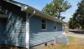 211 Armfield Ave, Asheboro, NC 27203