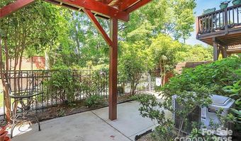 3114 Luke Crossing Dr, Charlotte, NC 28226