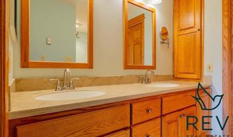 28 Panorama Ln, Cody, WY 82414