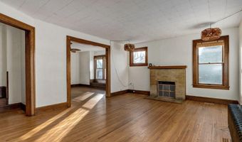 411 E Walker St, Ash Grove, MO 65604