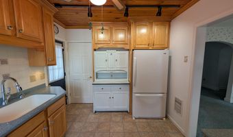 2611 5th St, Altoona, PA 16601