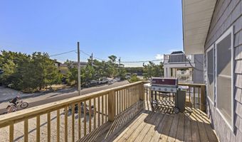 21 E 9th St, Barnegat Light, NJ 08006