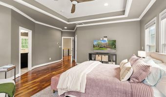 4226 40TH St N, Arlington, VA 22207