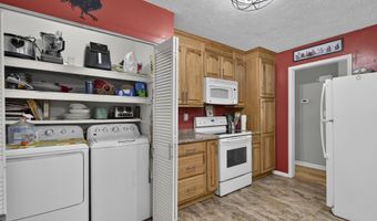 1140 Hillview Dr, Abingdon, VA 24210