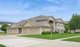 2406 NE Oak Dr 4, Ankeny, IA 50021