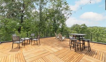 52 Chatburn Dr, Bella Vista, AR 72715