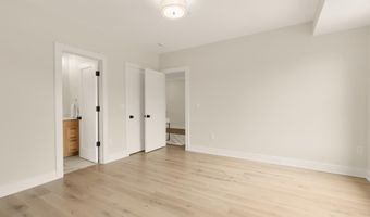 9512 FOREST Rd, Bethesda, MD 20814