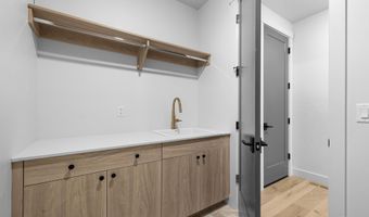 15300 Rhodes Ct, Caldwell, ID 83607
