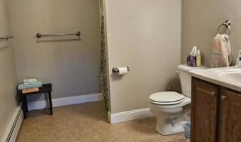 93 Streamside Ln, Bangor, ME 04401
