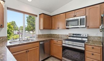 902 S Salish St, Airway Heights, WA 99224