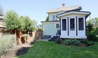 30 Elizabeth St, Bethel, CT 06801
