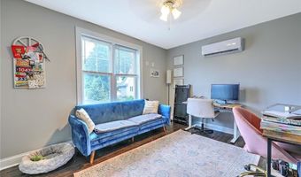 187 Washington Rd, Barrington, RI 02806