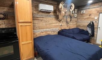 214 Hemphill St, Hico, TX 76457
