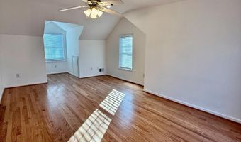 5713 19TH St N, Arlington, VA 22205