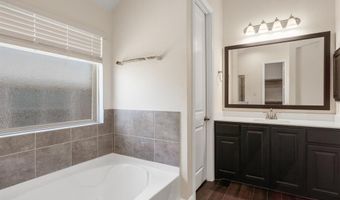 15016 Fleet Hill Rd, Aledo, TX 76008