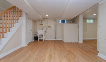708 WEBB St, Aberdeen, MD 21001