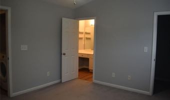 1078 Prestwyck Ct, Alpharetta, GA 30004