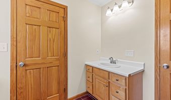 20 Brandywine Cir, Auburn, ME 04210