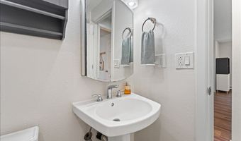 4904 SW FRANKLIN Ave 2, Beaverton, OR 97005
