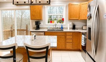 14 W Chickadee Ln, Albrightsville, PA 18210