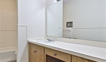 3718 Brook Hollow Dr, Abilene, TX 79605
