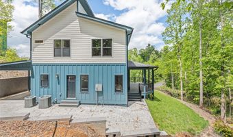 18 Winterhawk Dr, Arden, NC 28704