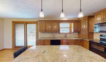918 S 1st St, Albion, NE 68620