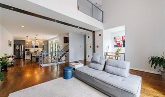 1380 Stirling Cir NW 26, Atlanta, GA 30318