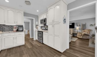 1021 INDEPENDENCE Ct, Alabaster, AL 35007