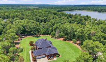 584 Southgate Dr, Camden, SC 29020
