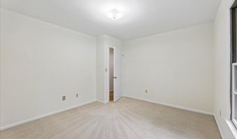 5032 KING DAVID Blvd, Annandale, VA 22003