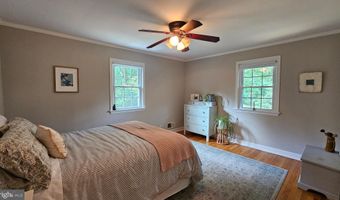 4021 LAUREL Rd, Alexandria, VA 22309