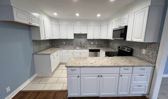 1022 E Sevier St, Benton, AR 72015