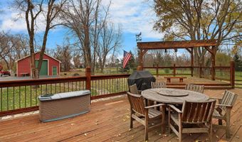 2837 Jackson Dr, Arlington Heights, IL 60004