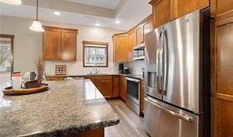 1100 19th Ave SW, Austin, MN 55912