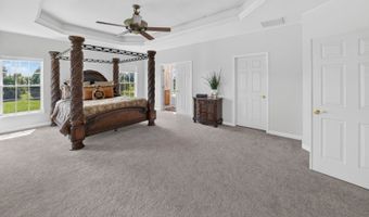 3 Surrey Way, Alexandria Twp., NJ 08867