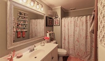 403 W Franklin St, Alvord, TX 76225