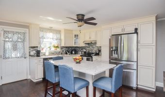 500 Donald St, Bedford, NH 03110